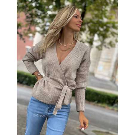 gilet cache coeur taupe automne 2023 mode tendance blogueuse zara mango hiver confort doux