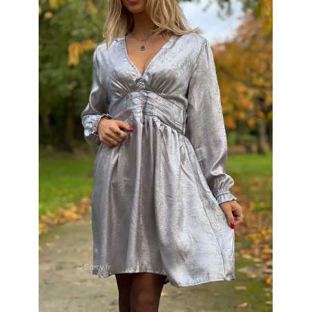 robe argent argentée gris irisée noël fêtes automne hiver 2023 mode outfit sézane zara mango manches longues