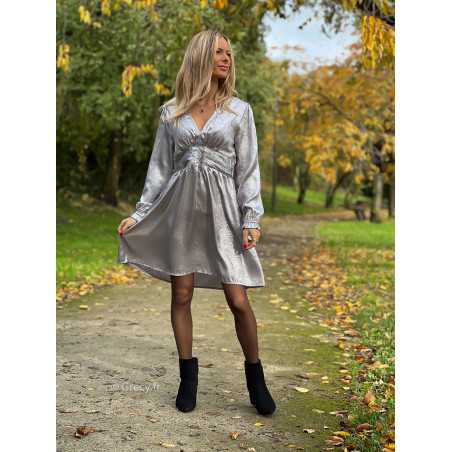 robe manches longues argent argentée gris irisée noël fêtes automne hiver 2023 mode outfit sézane zara mango