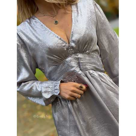 robe manches longues argent argentée gris irisée noël fêtes automne hiver 2023 mode outfit sézane zara mango