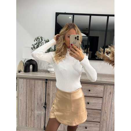 pull basique côtelé blanc Col montant grecy mode tendance automne hiver 2023 outfit ootd blogueuse