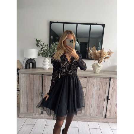 robe noire courte tulle voile soirée mercredi Adams style noël nouvel an mode tendance grecy outfit blogueuse chic