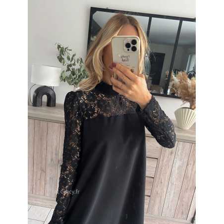 robe fluide noire manches longues dentelles noël nouvel an mode tendance grecy outfit blogueuse chic