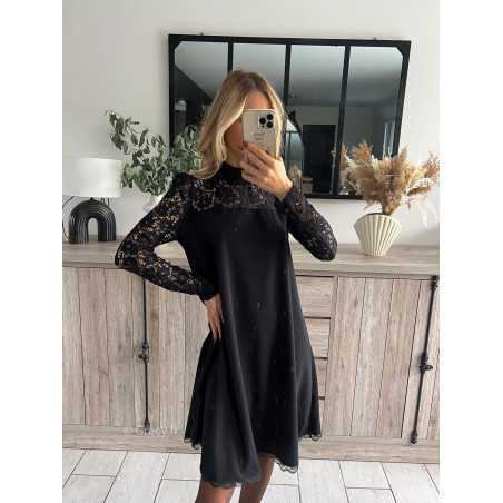 robe fluide noire manches longues dentelles noël nouvel an mode tendance grecy outfit blogueuse chic