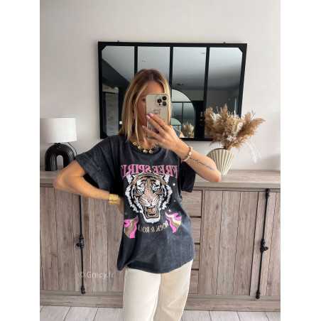 t-shirt tigre gris chiné rose or doré mode tendance grecy printemps été 2024 outfit look ootd