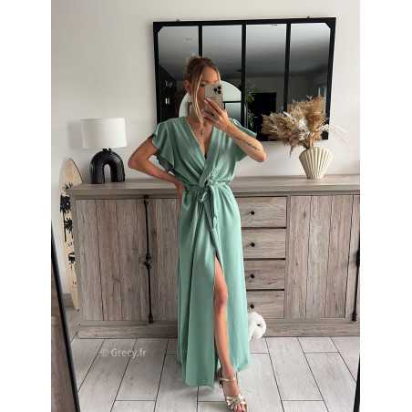 robe longue vert clair pastel d'eau turquoise cérémonie chic soirée grecy mode tendance look printemps été 2024