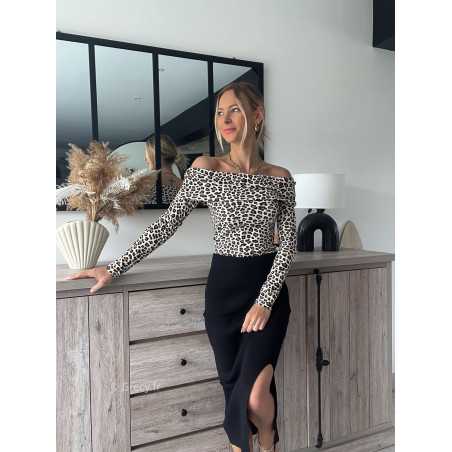 top pull leopard col bardot épaules dénudées printemps été 2024 mode tendance look grecy