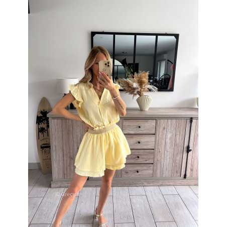 jupe short gaze de coton jaune ensemble grecy printemps été 2024 fluide léger mode look ootd