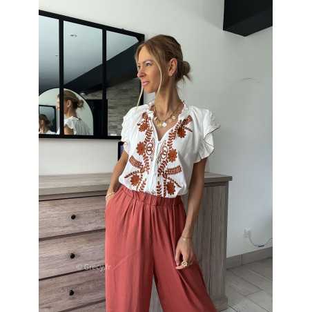 chemisier broderies volants terracotta grecy look tenue mode tendance