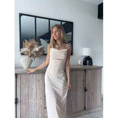 robe longue sirène beige dos nu en V été look mode tendance grecy