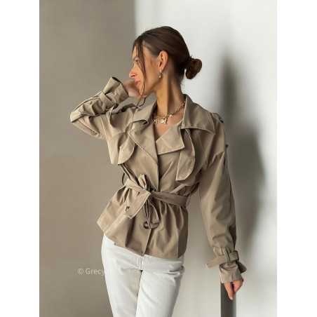 veste trench court beige taupe automne hiver 2024 mode tendance grecy ootd outfit look chic