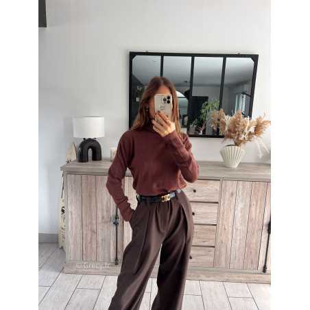 pull col roulé montant marron foncé chocolat doux qualité chic grecy mode ootd tenue outfit look automne 2024