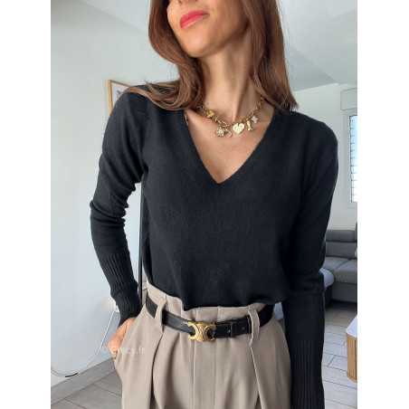 pull col v noir doux qualité chic grecy mode ootd tenue outfit look automne 2024