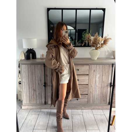 trench long taupe marron capuche ceinturé chic grecy mode ootd tenue outfit look automne 2024