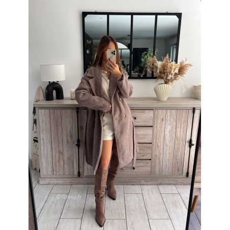 manteau long taupe marron chaud hiver ceinturé chic grecy mode ootd tenue outfit look automne 2024