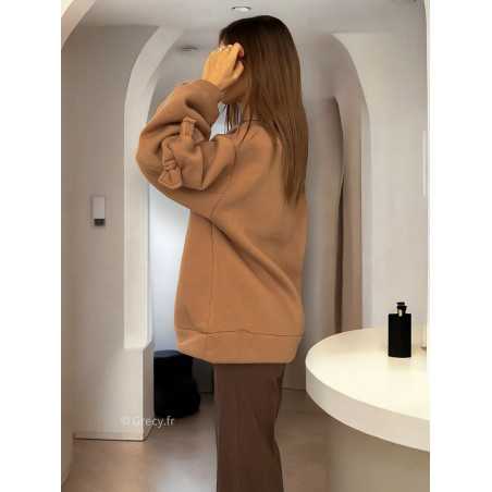 Sweat camel marron noeuds manches oversize tendance mode grecy look automne hiver 2024