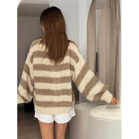 Cardigan gilet bouclette oversize rayures beige laine alpaga tendance mode grecy look automne hiver 2024