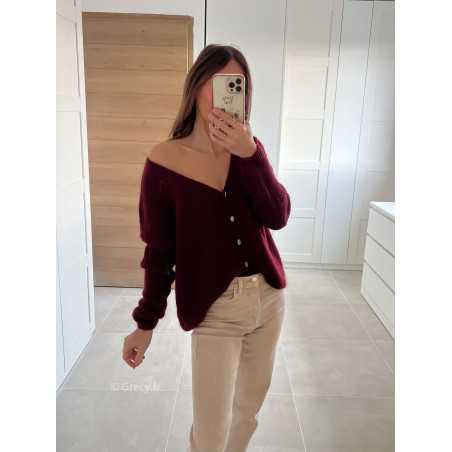 gilet cardigan bordeaux mohair maille mode tendance look grecy automne hiver 2024 2025 chaud