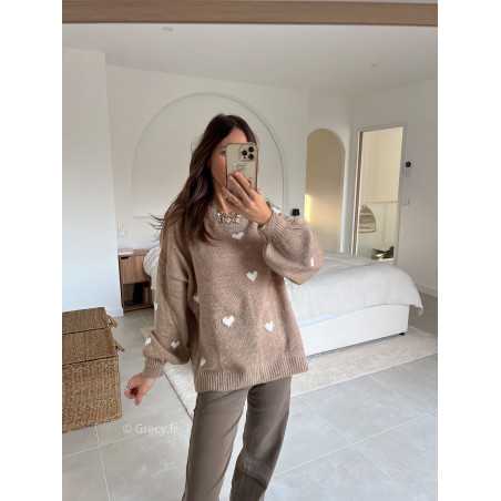 pull coeurs marron taupe maille tendance mode grecy look automne hiver 2024