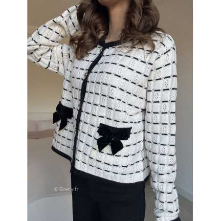 Cardigan noeuds poches blanc noir grecy look tendance 2025