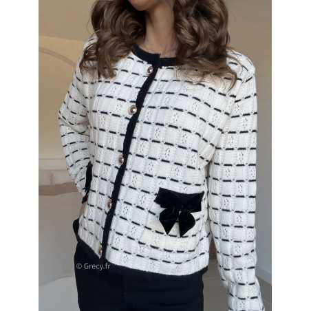 Cardigan noeuds poches blanc noir grecy look tendance 2025