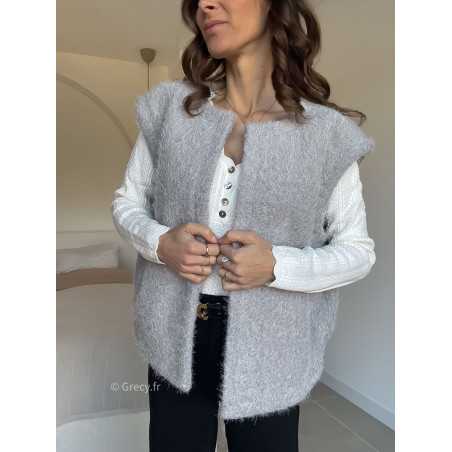 Gilet sans manches fausse fourrure gris clair grecy look tendance 2025