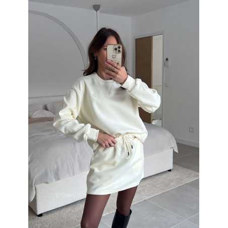 Ensemble blanc sweat jupe écru printemps mode tendance 2025 grecy