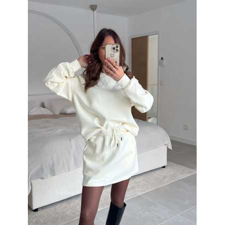 Ensemble blanc sweat jupe écru printemps mode tendance 2025 grecy