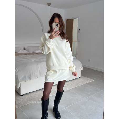 Ensemble blanc sweat jupe écru printemps mode tendance 2025 grecy