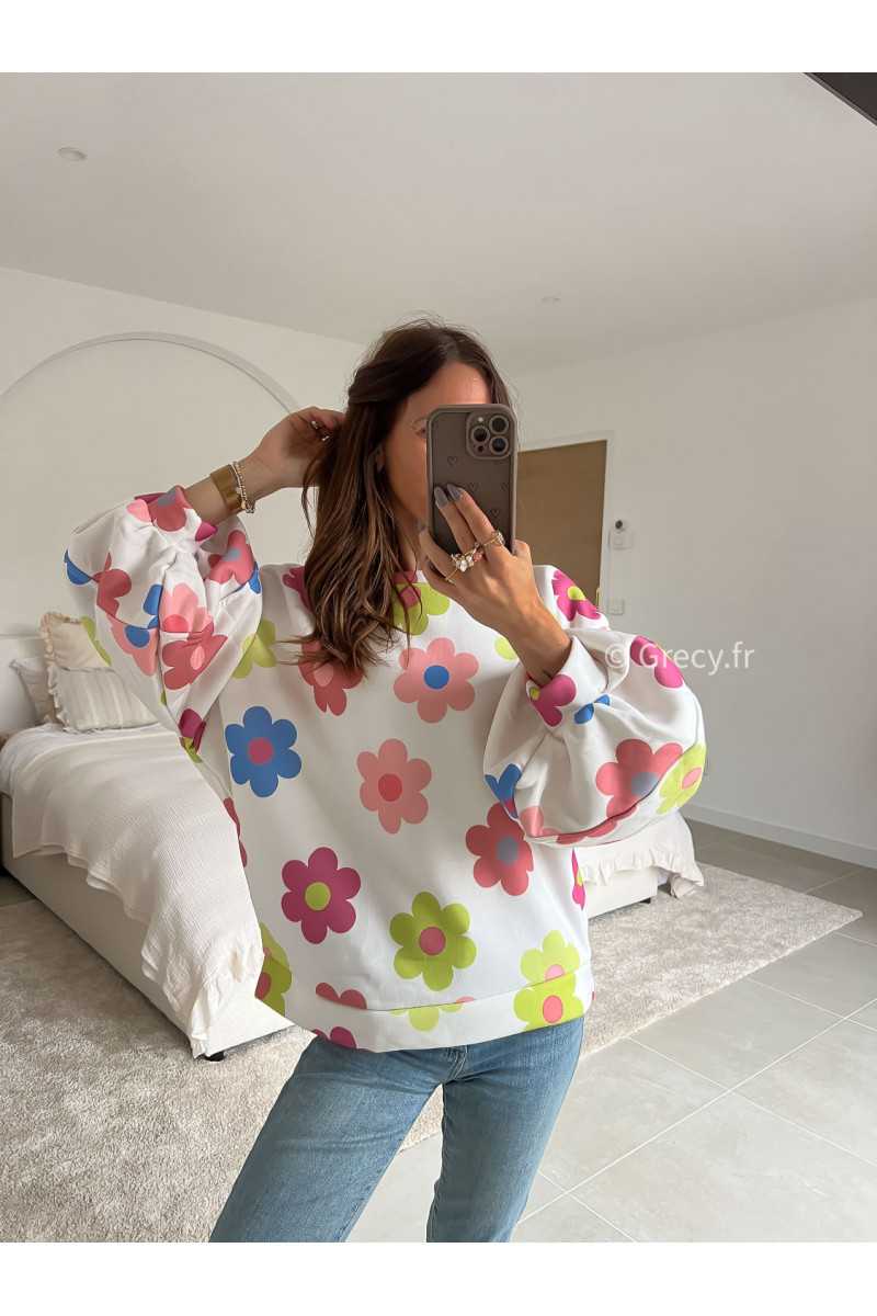 sweat oversize manches ballon fleuri blanc fleurs colorées manches longues mode tenue look intemporel grecy e-shop